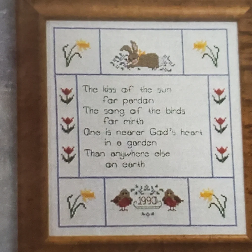 Womens Circle Counted Cross Stitch April 1990 Chick Pattern Windmill Daffodils